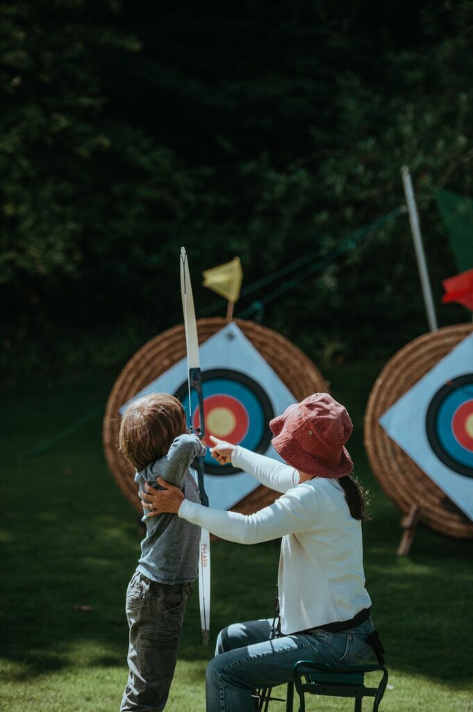 Mastering the Techniques of Traditional Archery Featured Image 4 681x1024